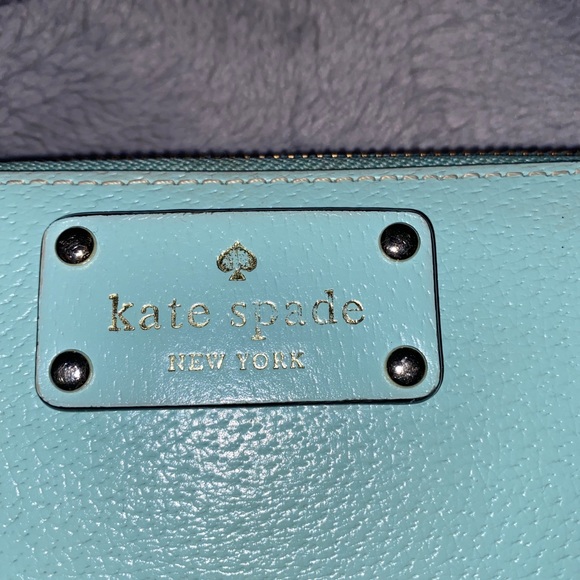 Kate Spade wallet - Picture 2 of 9